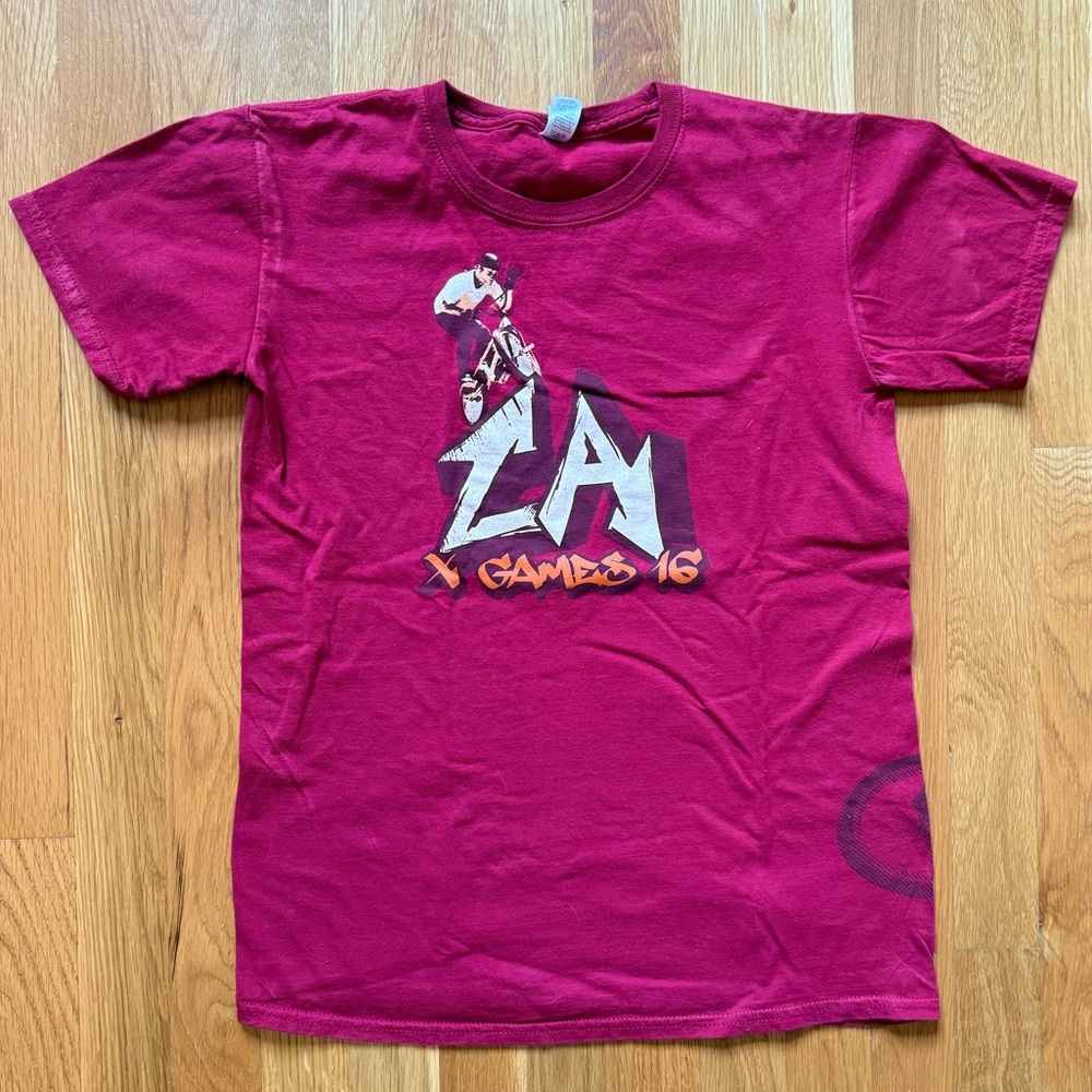 X Games 16 XVI 2010 Red Motocross Short Sleeve Graphic T-Shirt